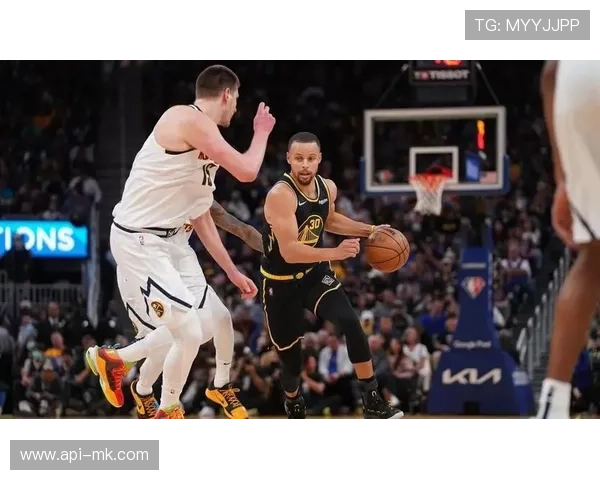 库里感冒缺席对阵掘金,勇士阵容深度再受考验 库里感冒缺席对阵掘金,勇士阵容深度再受考验