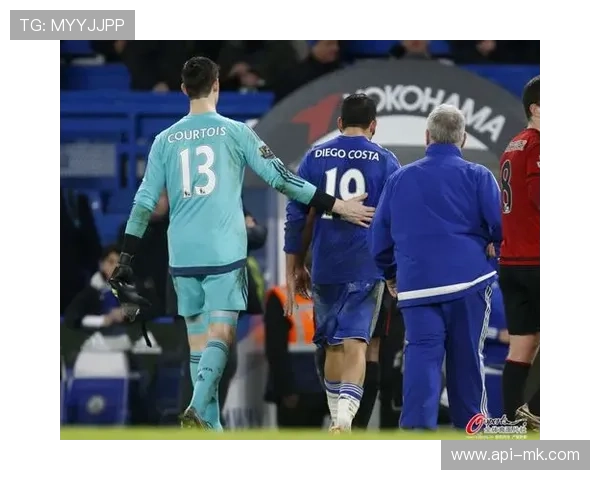 福法纳远射中柱，巴黎错失扳平良机